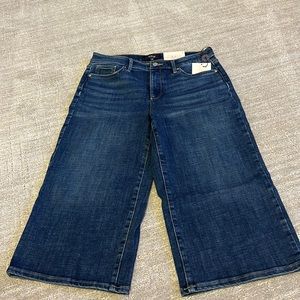 NWT- NYDJ corp wide leg jeans size 6
